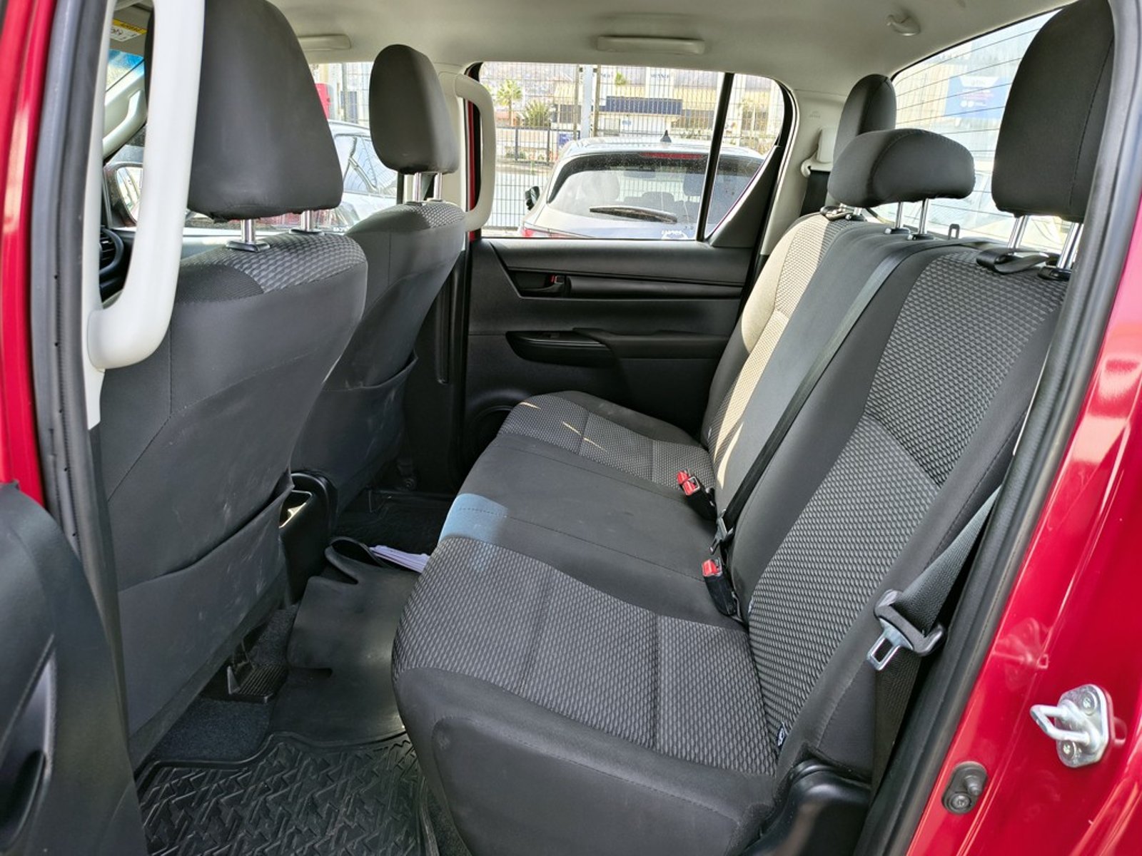TOYOTA HILUX HILUX TSS 2.4 Diesel 4X2 T/M 2021 - Imagen 15 de 20