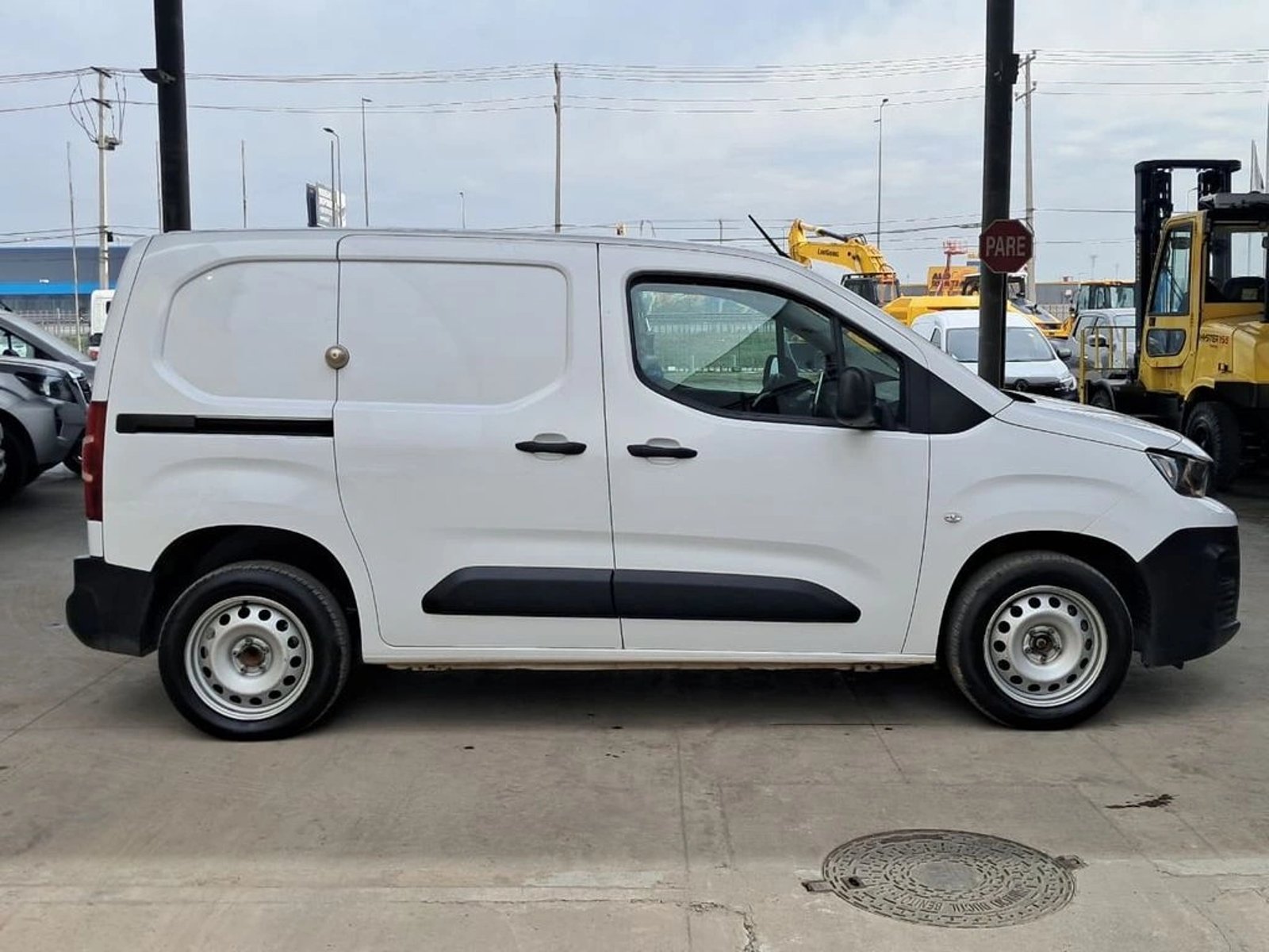 Peugeot PARTNER L1 1.5 HDI MT 4X2 2024 - Imagen 5 de 20
