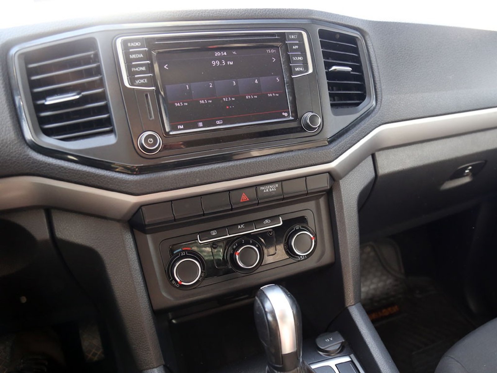 VOLKSWAGEN AMAROK COMFORTLINE AT 2.0 4X4 2021 - Imagen 18 de 20