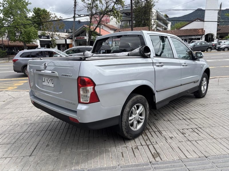 SsangYong ACTYON SPORTS ACTYON SPORTS 2.2 MT 4X2 FULL 2022 - Imagen 7 de 20