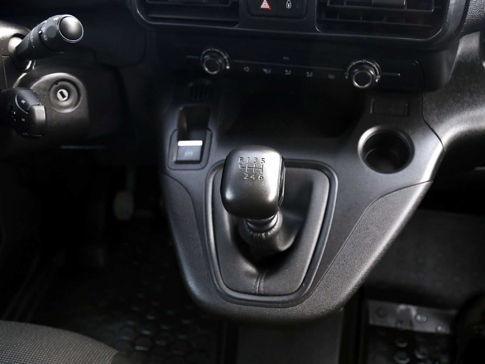 Peugeot PARTNER 1.5 L1 BLUEHDI 2024 - Imagen 15 de 20