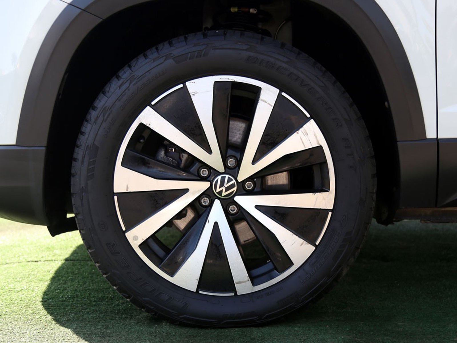 VOLKSWAGEN TAOS 1.4 TSI COMFORTLINE 4X2 AT 5P 2025 - Imagen 9 de 20