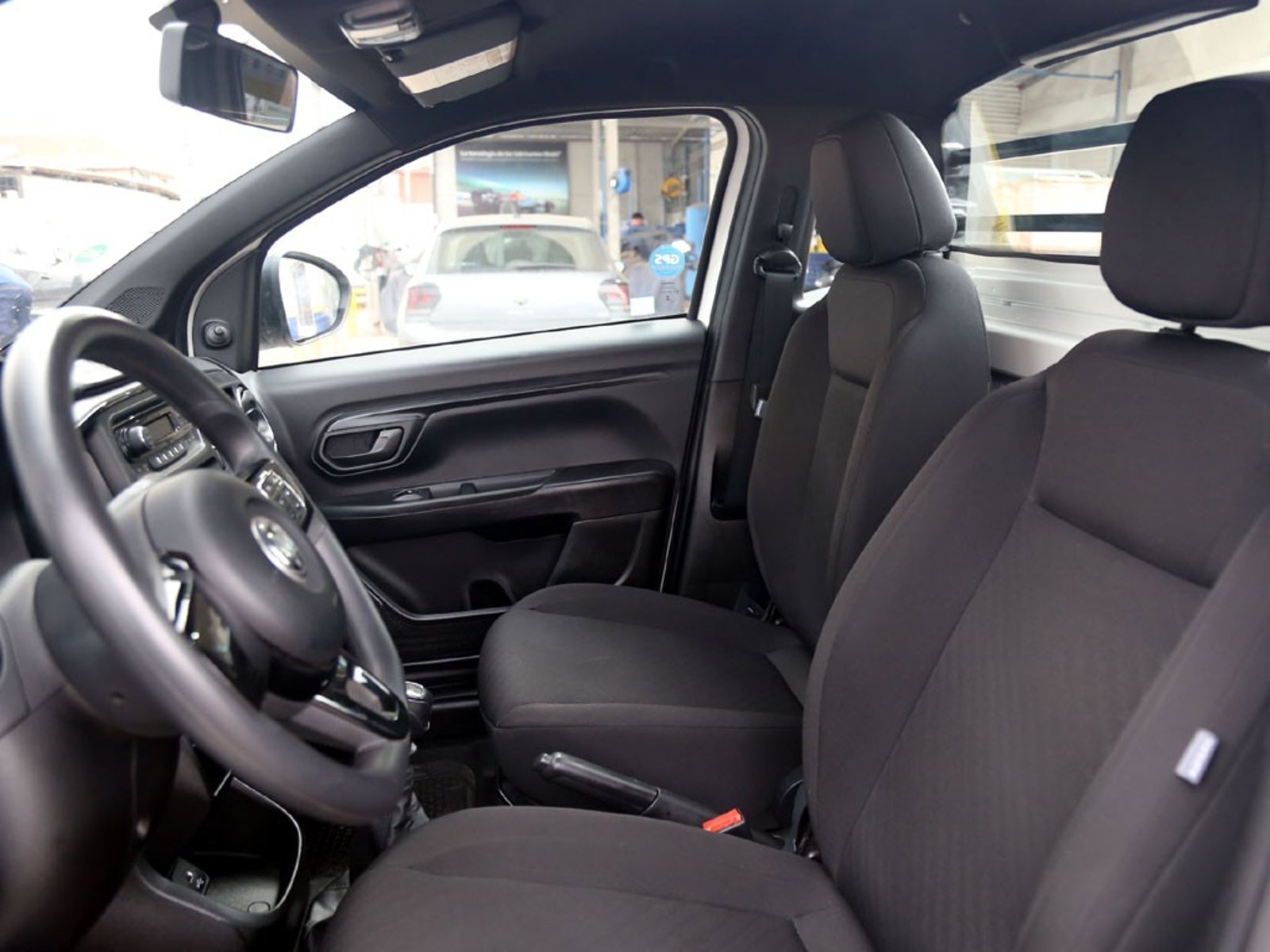 RAM 700 SLT 1.4 MT 2022 - Imagen 15 de 19