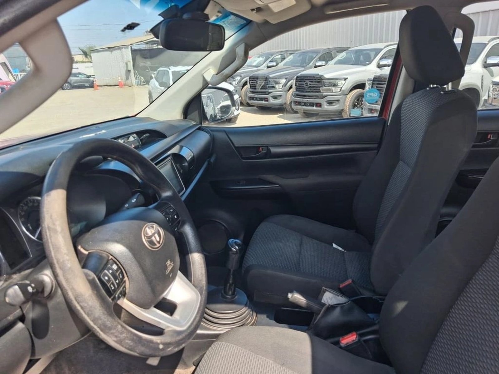 TOYOTA HILUX TSS 2.4 Diesel 4X2 T/M 2022 - Imagen 9 de 16