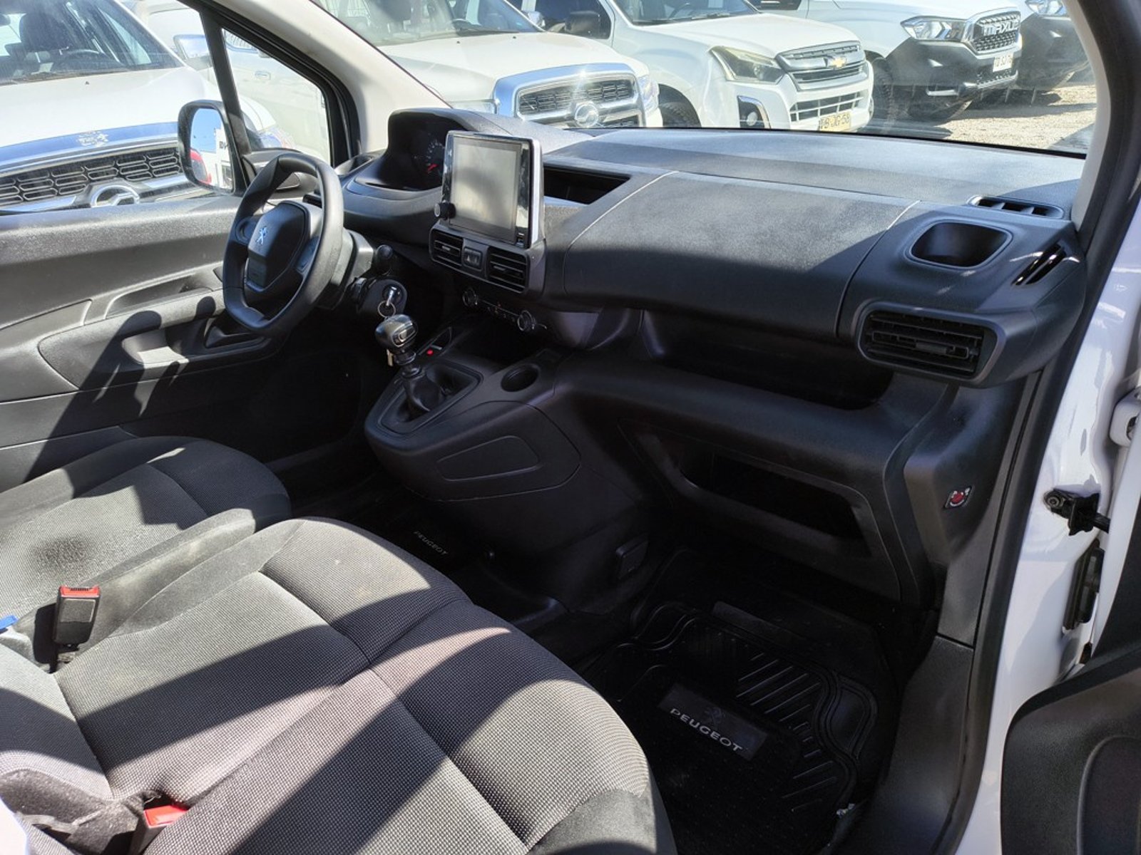 Peugeot PARTNER L1 BLUE HDI 2024 - Imagen 15 de 16