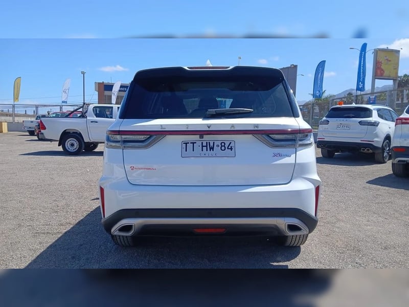 LIVAN X6 PRO 1.5 Gasolina 4X2 T/A 2025 - Imagen 6 de 20