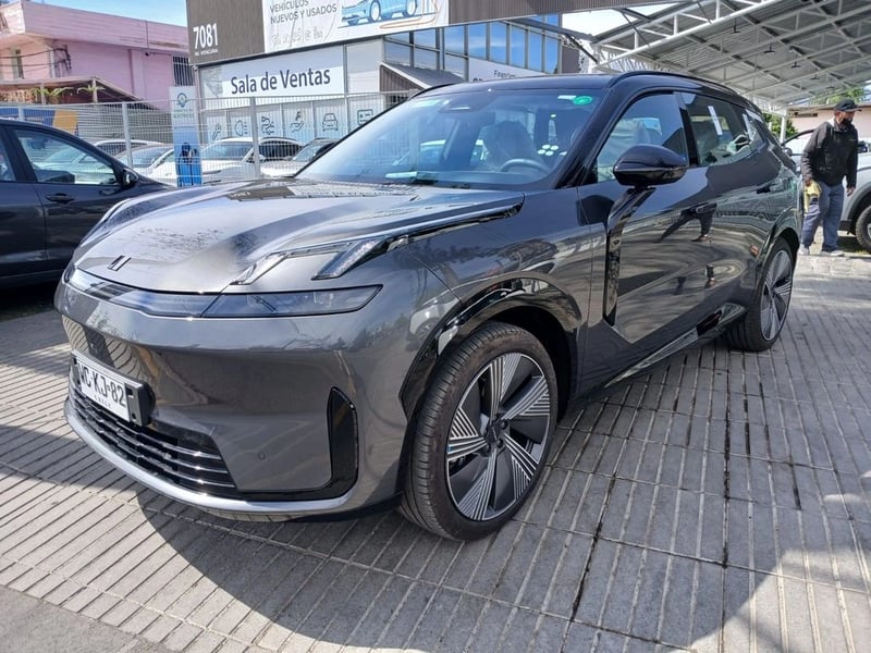 Lynk & Co 08 08 Halo 1.5T Hibrido 2027