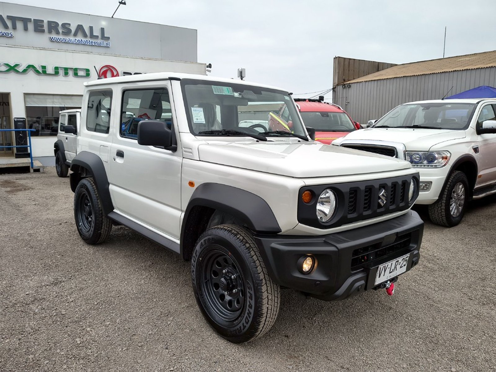Suzuki JIMNY GL WINCHE MT 4X4 PRECIO+ IVA 2026 - Foto 3 de 19