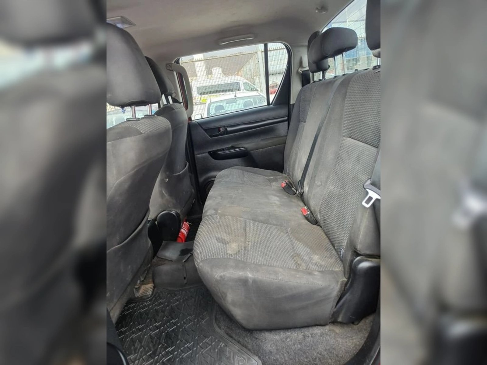 Toyota HILUX TSS 2.4 Diesel 4X2 T/M 2022 - Imagen 19 de 20