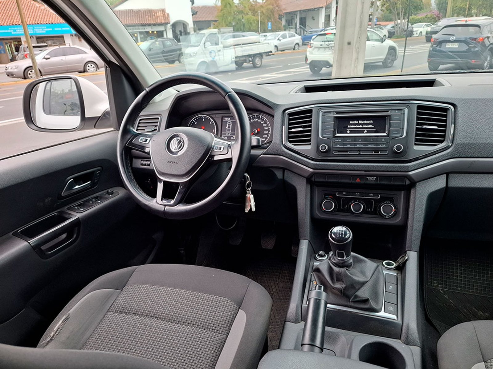 VOLKSWAGEN AMAROK 2.0 TRENDLINE 2023 - Imagen 9 de 20