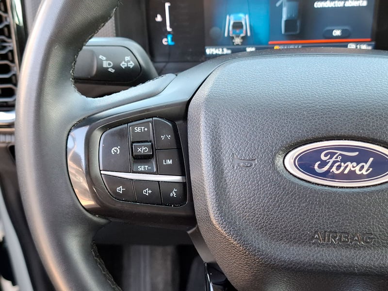 Ford RANGER 2.0 XLT 4X4 AT 2024 - Imagen 11 de 20