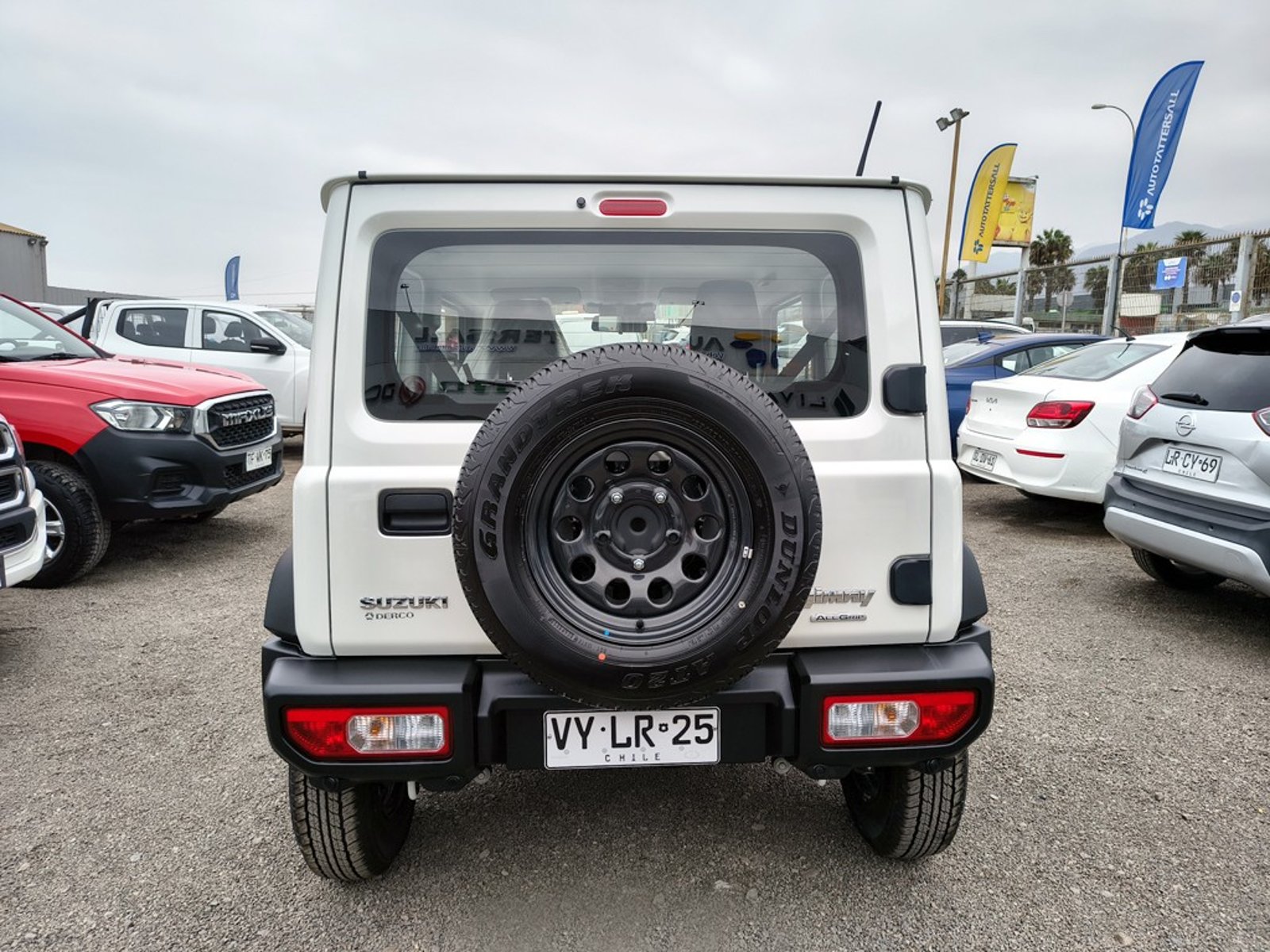 Suzuki JIMNY GL WINCHE MT 4X4 PRECIO+ IVA 2026 - Foto 5 de 19