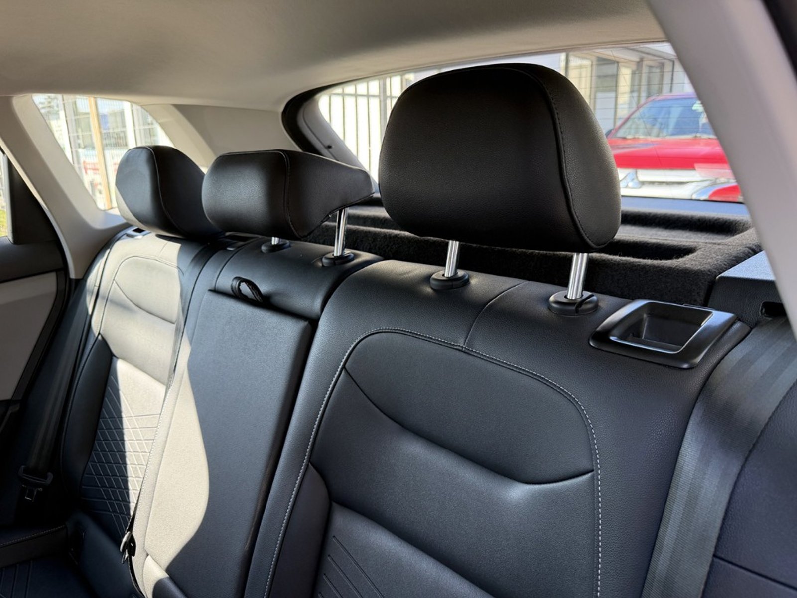 VOLKSWAGEN TAOS 1.4 TSI HIGHLINE 2025 - Imagen 19 de 20