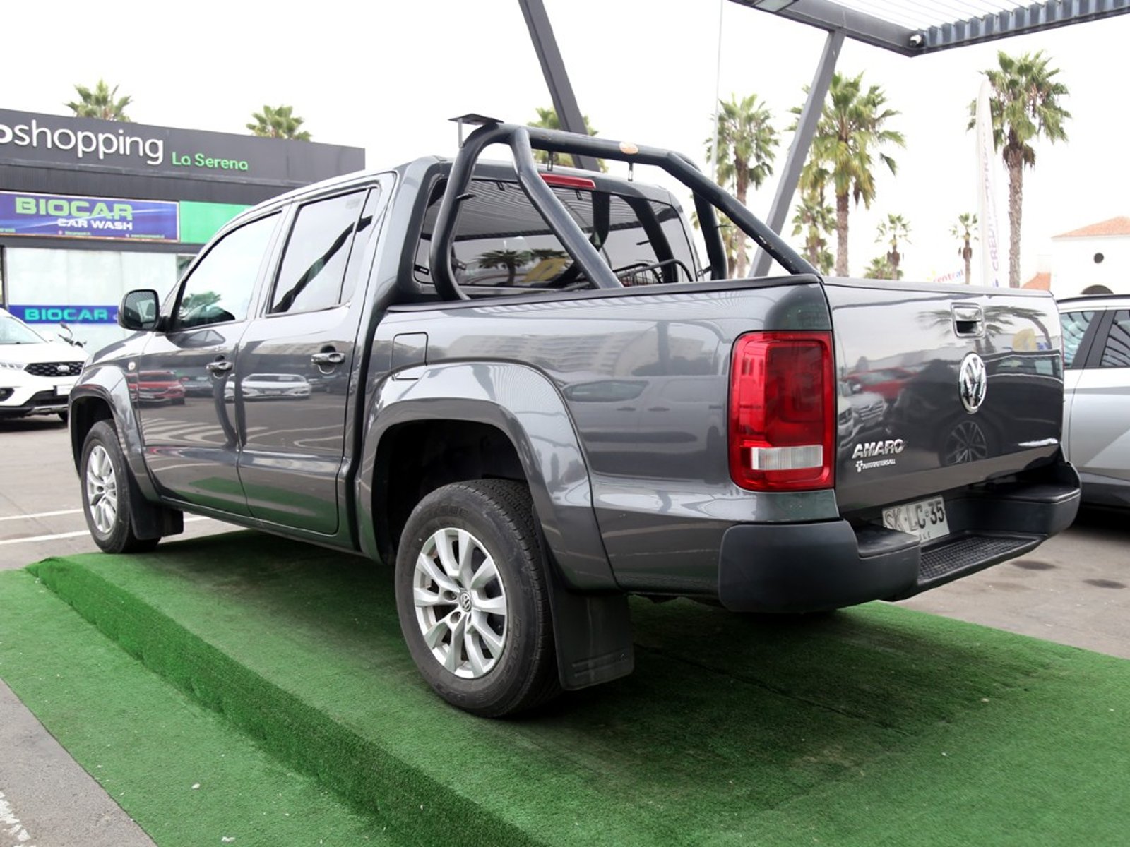 VOLKSWAGEN AMAROK TRENDLINE 4X2 2.0 MT 2023 - Imagen 9 de 20