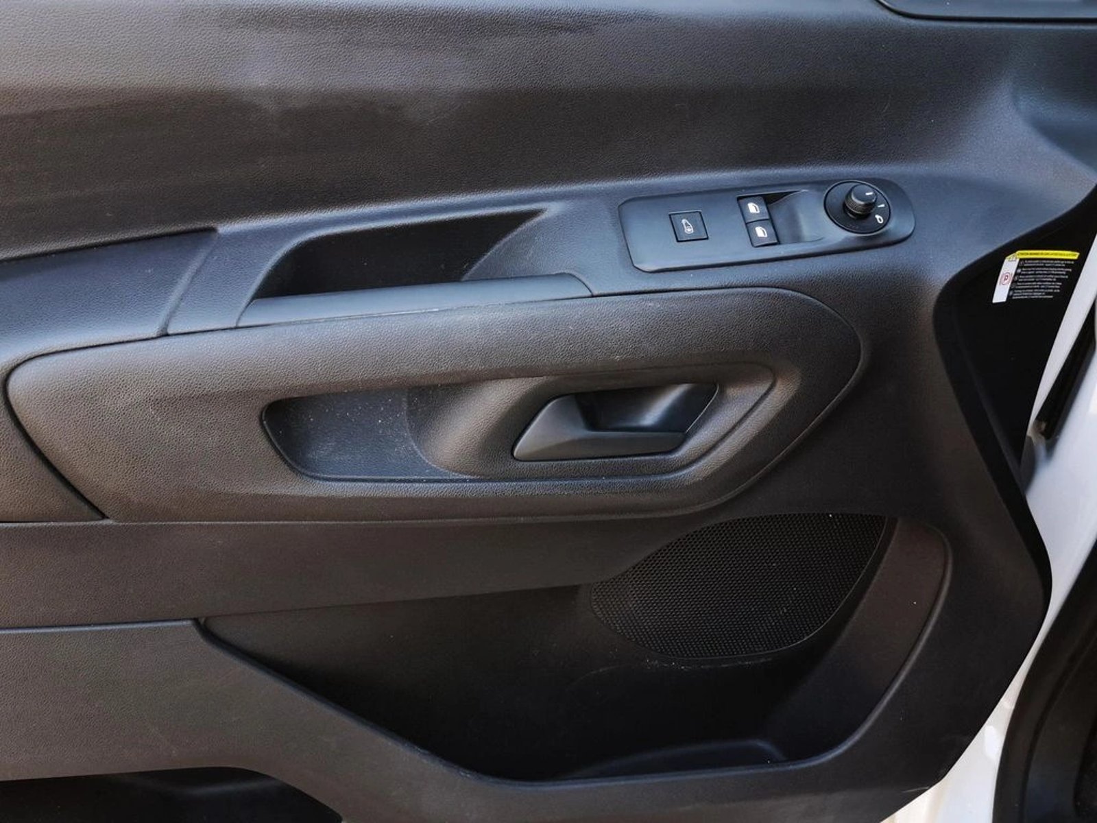 CITROEN BERLINGO 1.5 2024 - Imagen 13 de 20