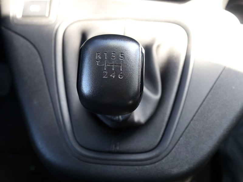 Peugeot PARTNER 1.5 L1 MT DIESEL 2024 - Imagen 17 de 19