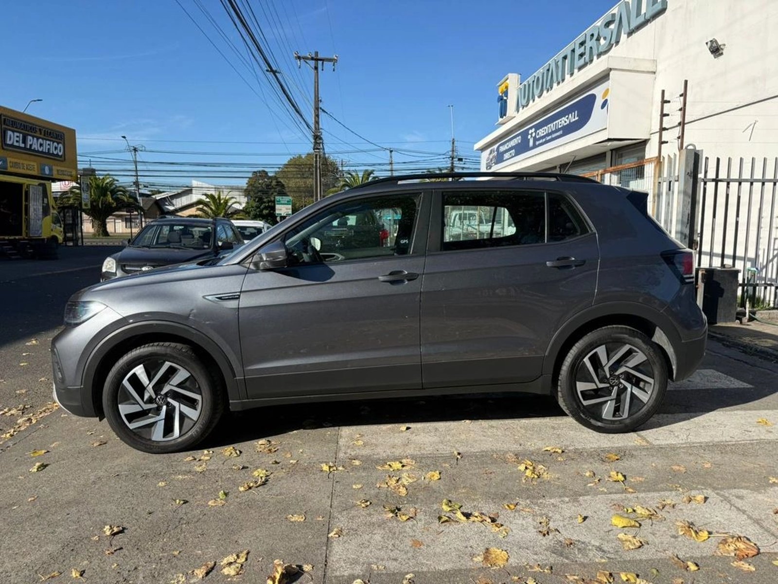 VOLKSWAGEN T-CROSS 1.0 TSI COMFORTLINE AT 2025 - Imagen 10 de 18