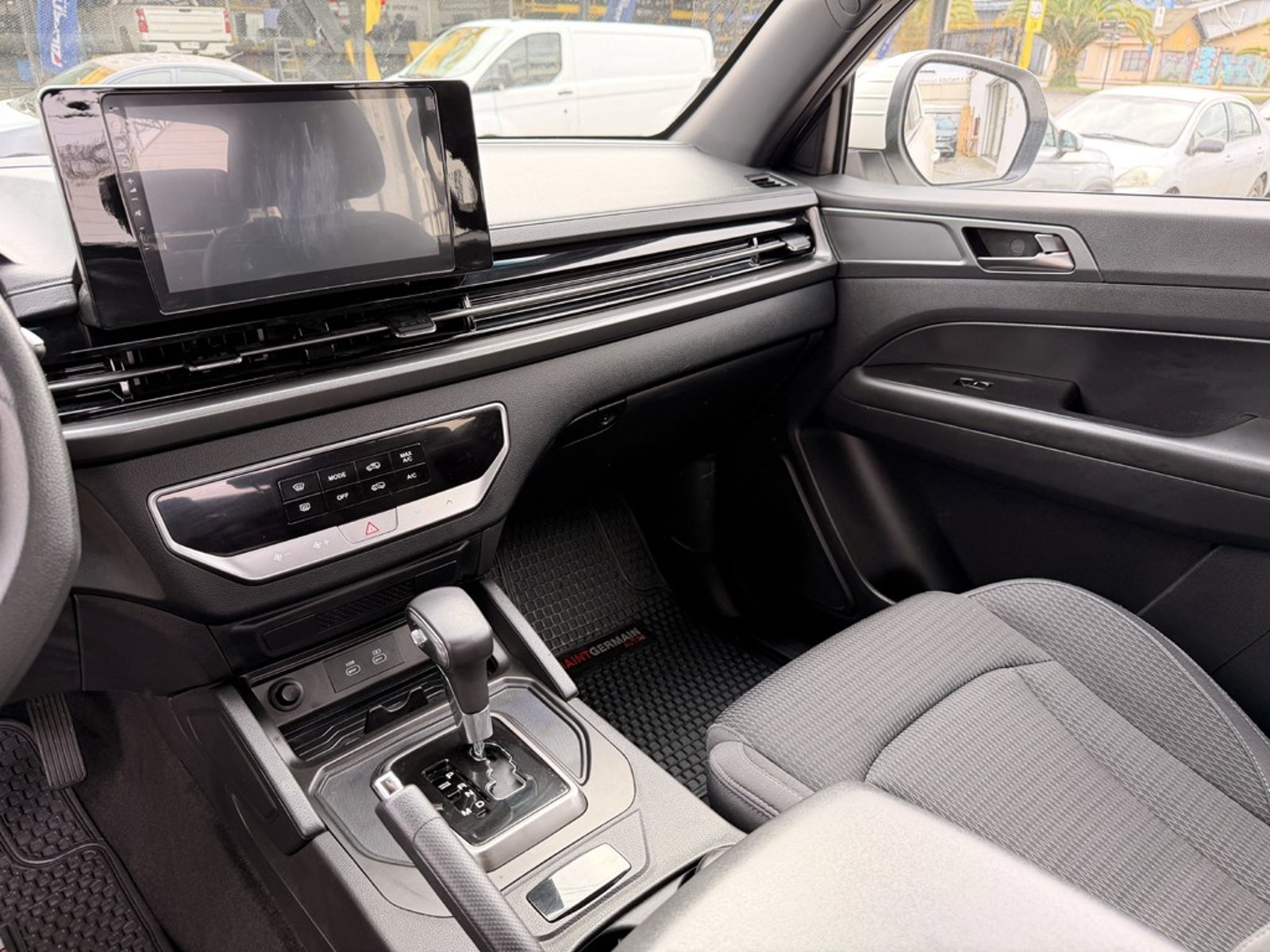 SsangYong MUSSO 2.2 4X2 AT 2025 - Imagen 14 de 20