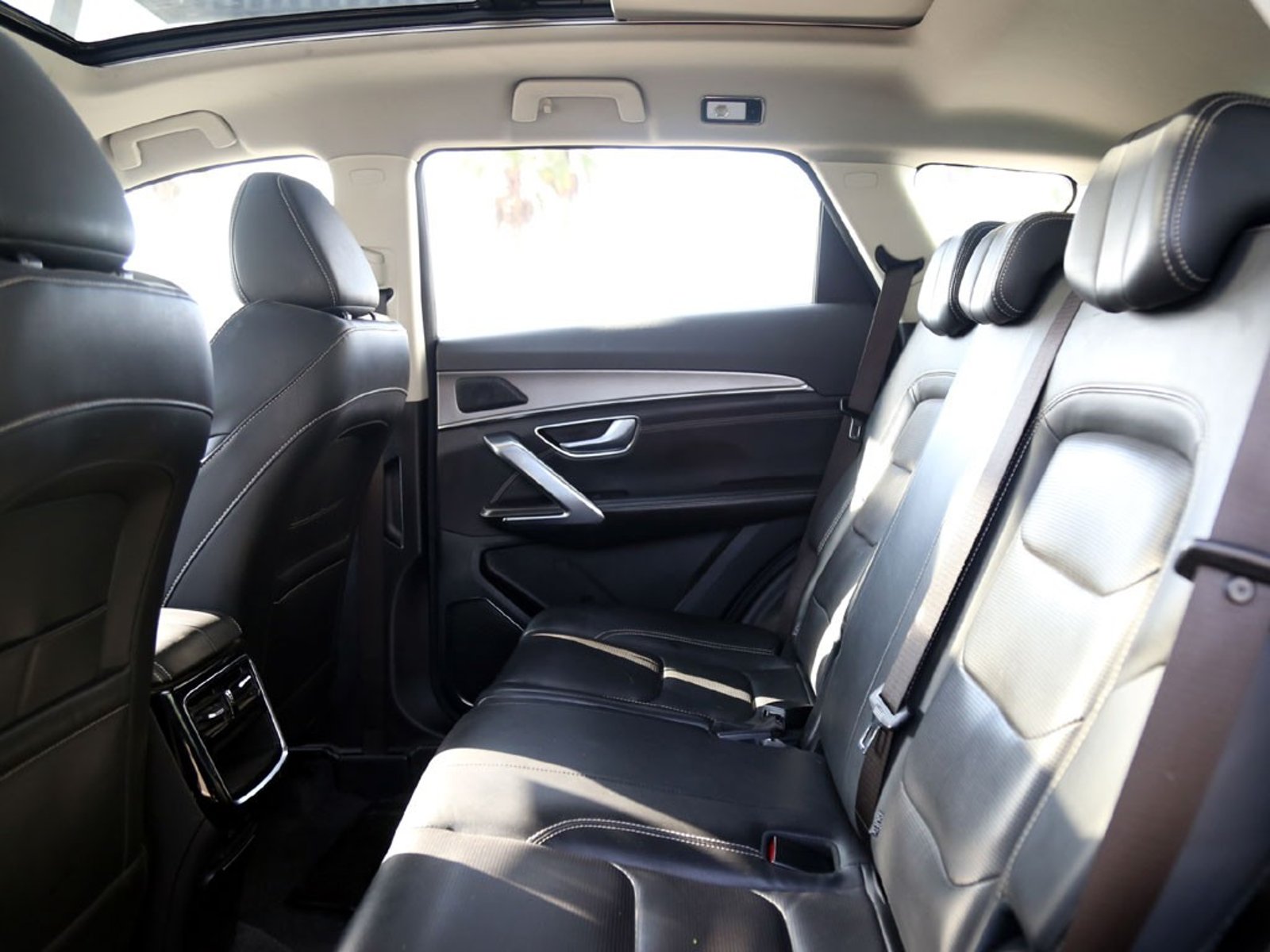 JETOUR X70 PLUS 1.5 GLX AT 2024 - Imagen 20 de 20
