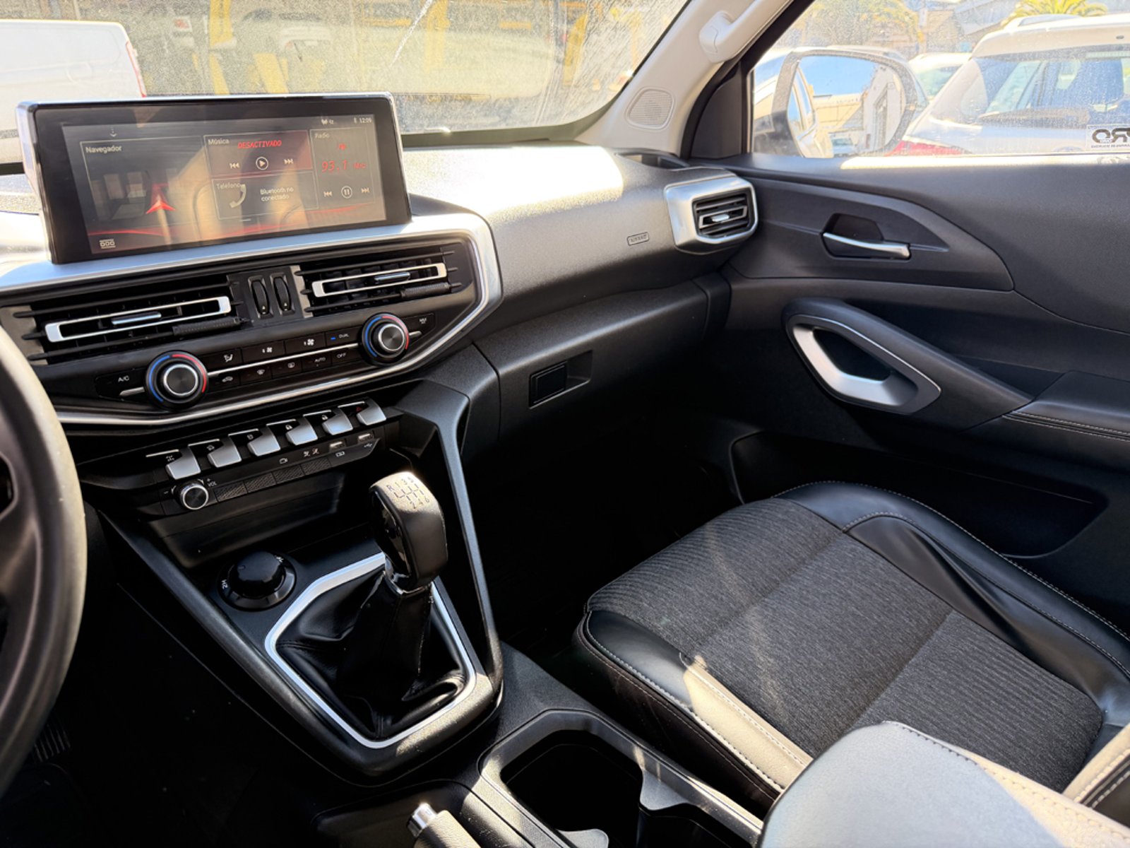 Peugeot LANDTREK ACTIVE 4x4 2023 - Imagen 18 de 20