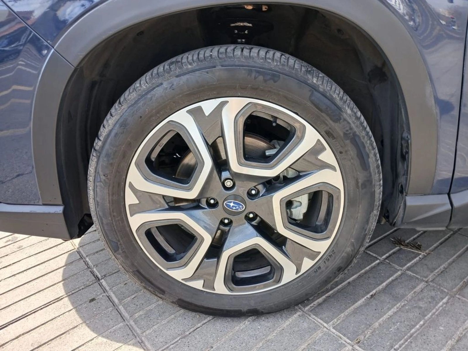 Subaru EVOLTIS Evoltis Tourning 4x4 2.4 Aut 2024 - Imagen 20 de 20