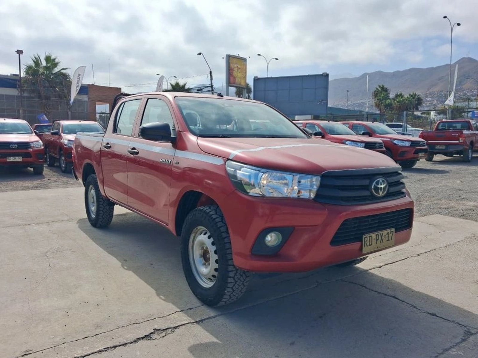 TOYOTA HILUX HILUX TSS 2.4 Diesel 4X2 T/M 2022 - Imagen 3 de 15