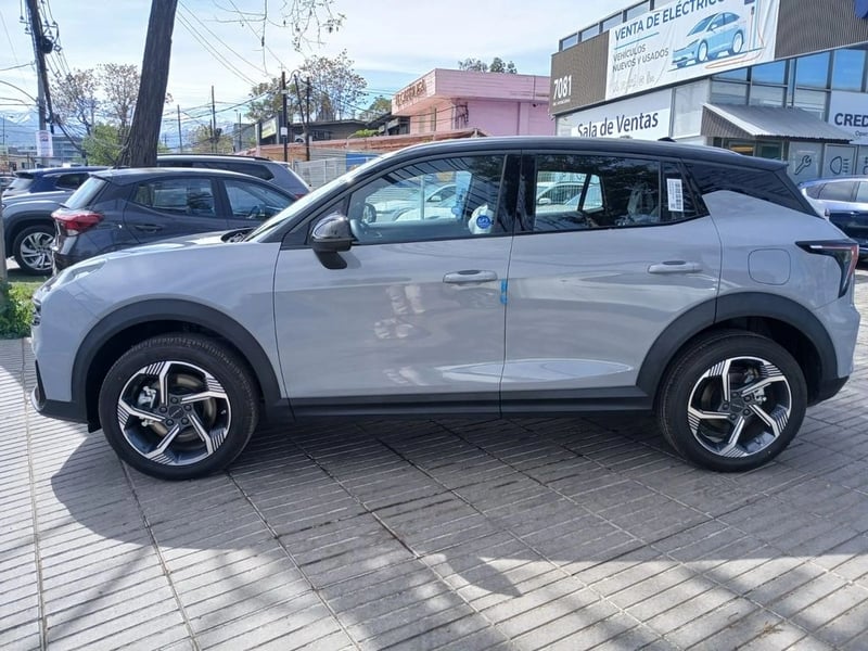 Lynk & Co 06 06 1.5T at Halo 2027 - Imagen 5 de 17