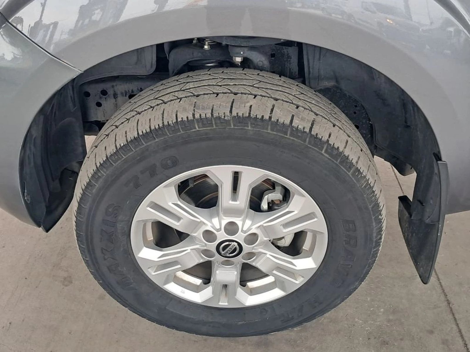 Nissan NAVARA 2.3 XE DC 4X4 AT 2023 - Imagen 10 de 20