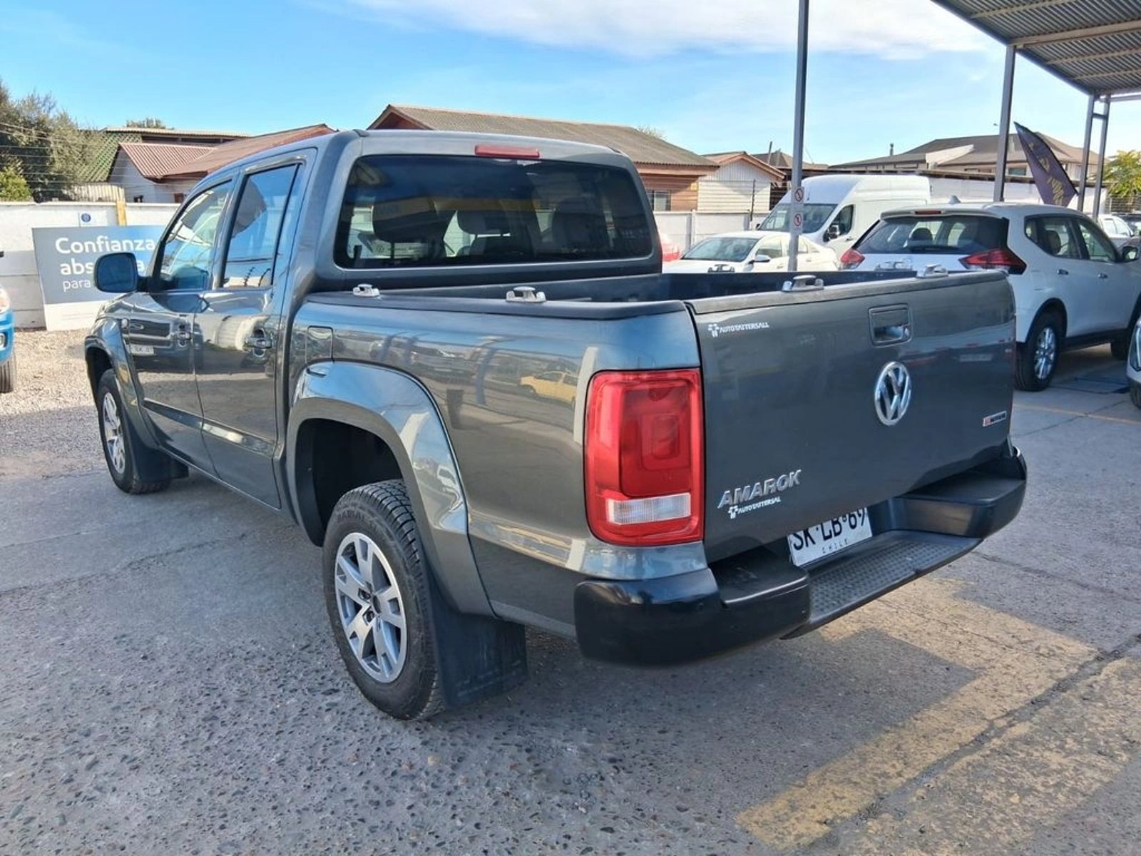 VOLKSWAGEN AMAROK 2.0 COMFORTLINE TDI DOHC 4X4 2.0 AT 2023 - Imagen 7 de 20