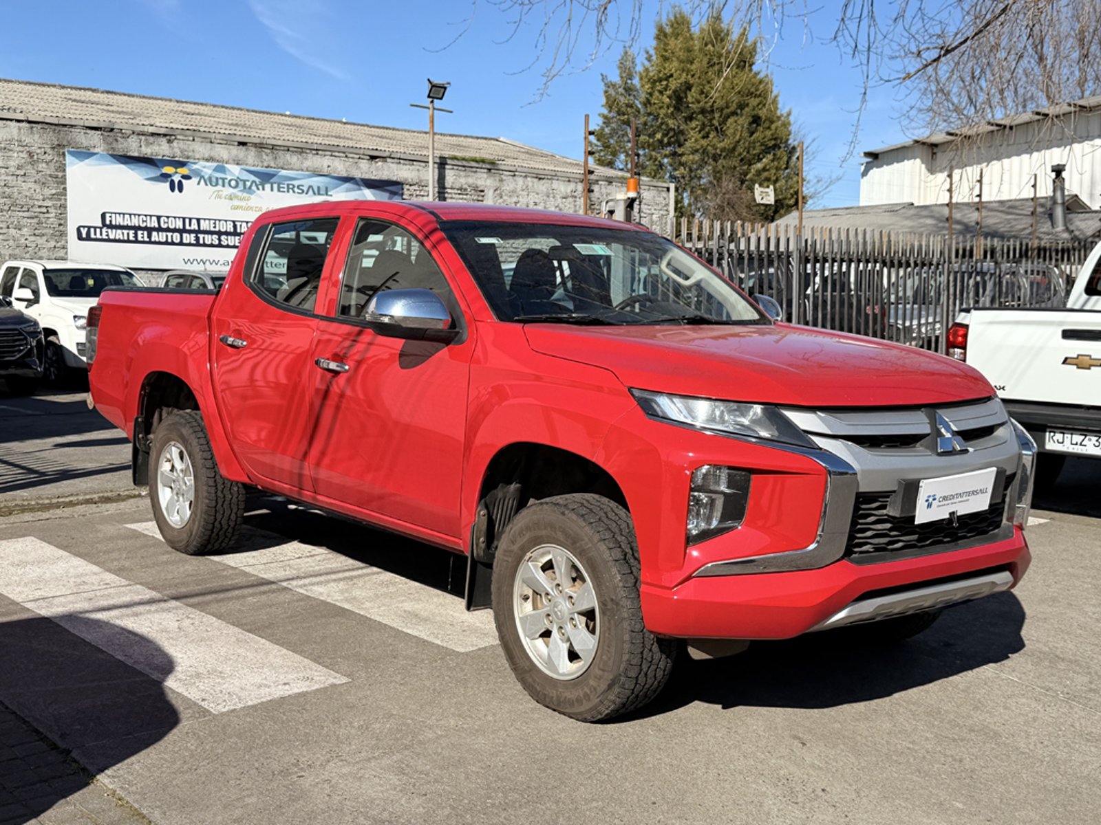 Mitsubishi L200 KATANA CRT 4X4 2.4 2023 - Foto 3 de 20