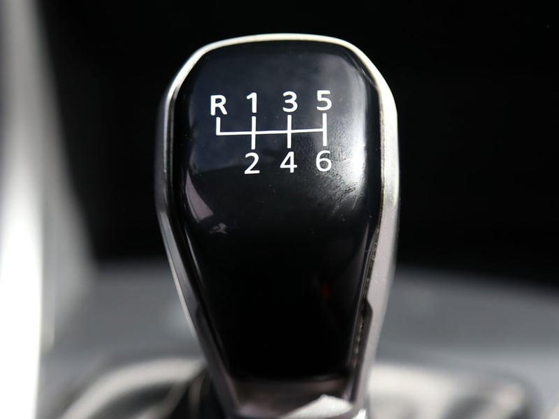 Maxus T60 2.8 DX DIESEL DOB. CAB 4X2 6MT 4P 2022 - Imagen 17 de 20