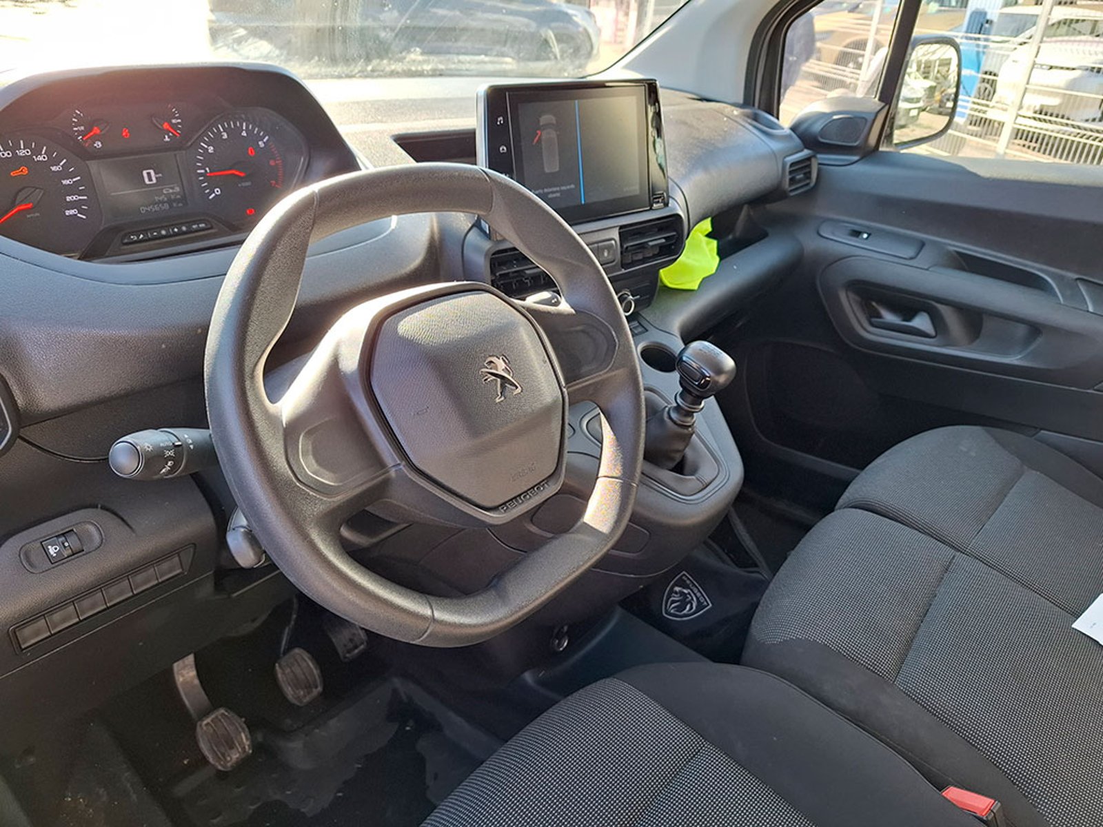 PEUGEOT PARTNER 1.5 L1 BLUEHDI 2024 - Imagen 10 de 20