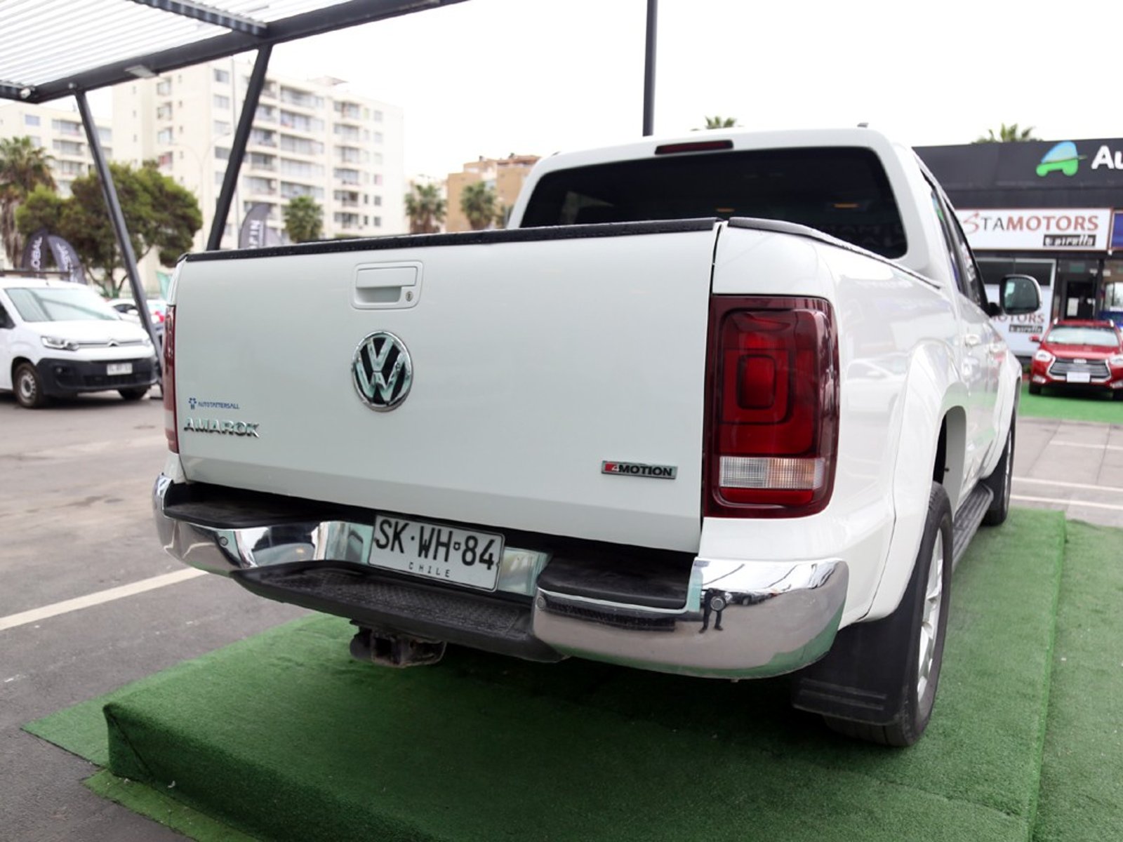 Volkswagen AMAROK HIGHLINE  2.0 AT 4X4 2023 - Imagen 7 de 20