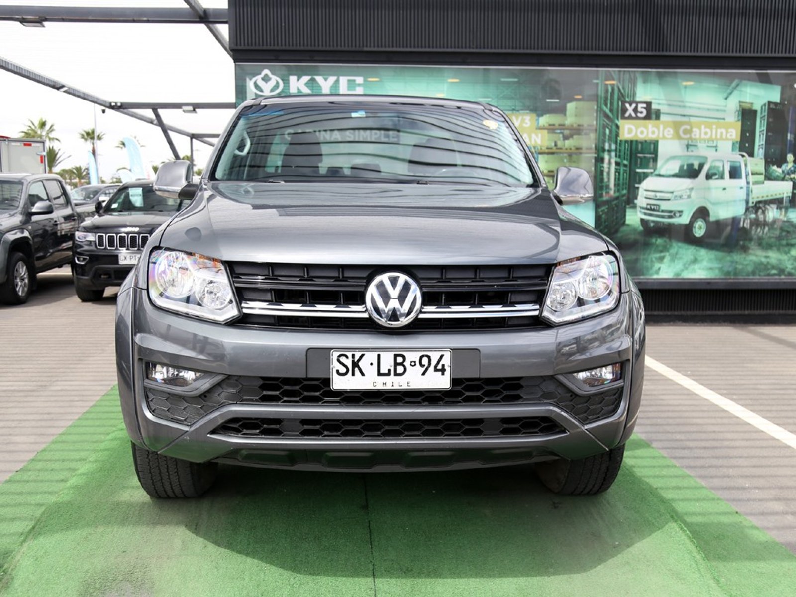 Volkswagen AMAROK 2.0 COMFORTLINE AT 4MOTION 2023 - Foto 2 de 20
