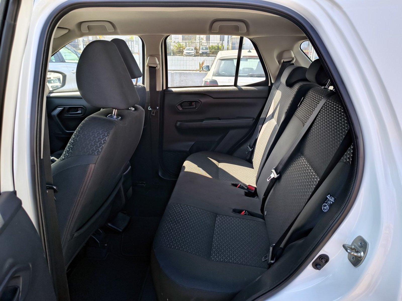 Toyota RAIZE 1.2 Gasolina 4x2 T/M 2025 - Imagen 19 de 20