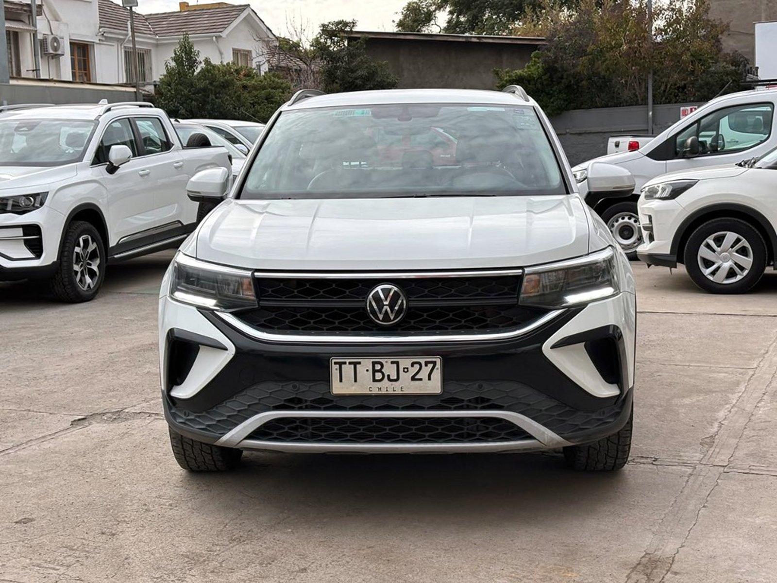 Volkswagen TAOS 1.4 TSI COMFORTLINE AT 2025 - Foto 2 de 20
