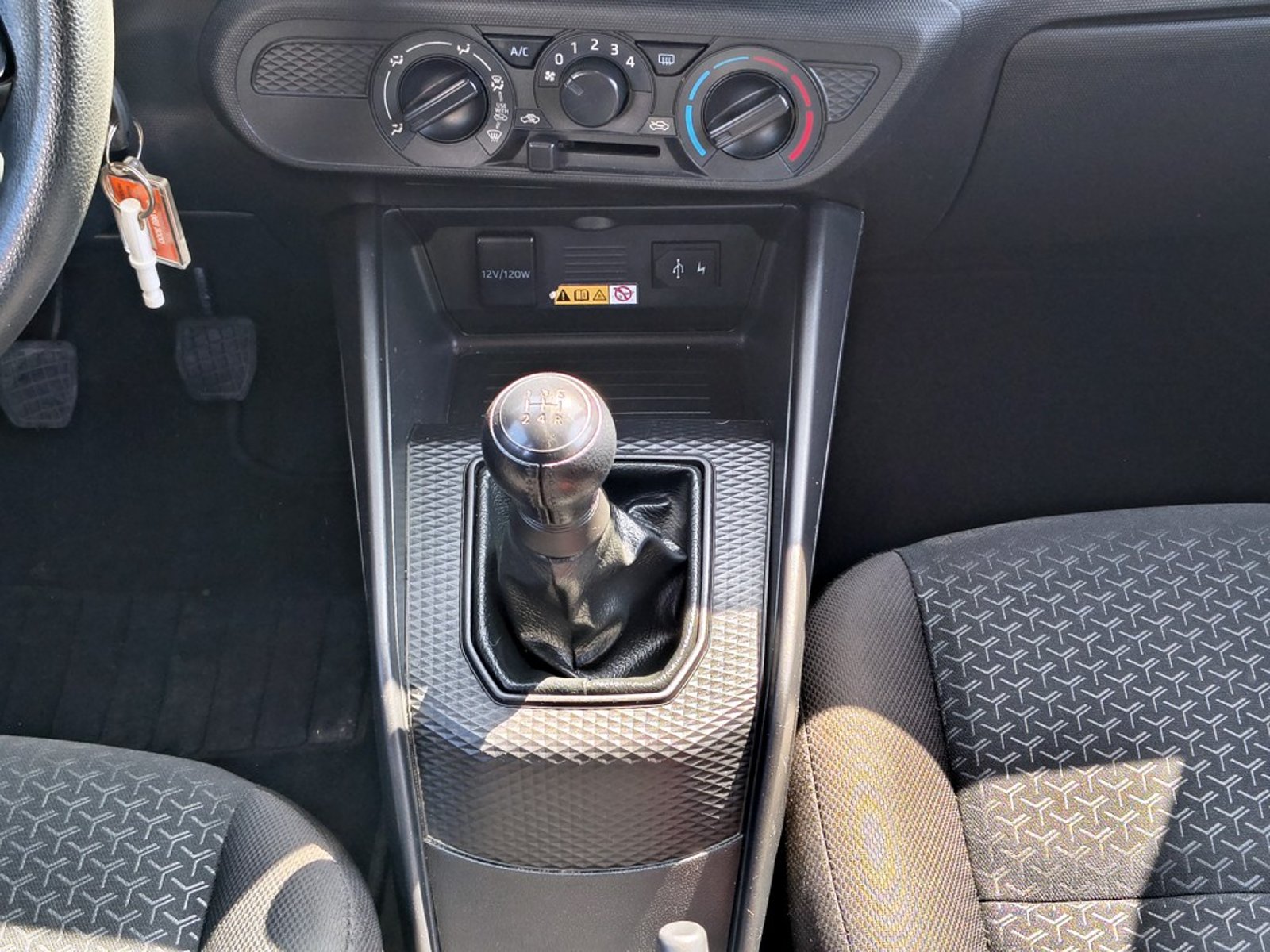 Toyota RAIZE 1.2 Gasolina 4x2 T/M 2025 - Imagen 16 de 20