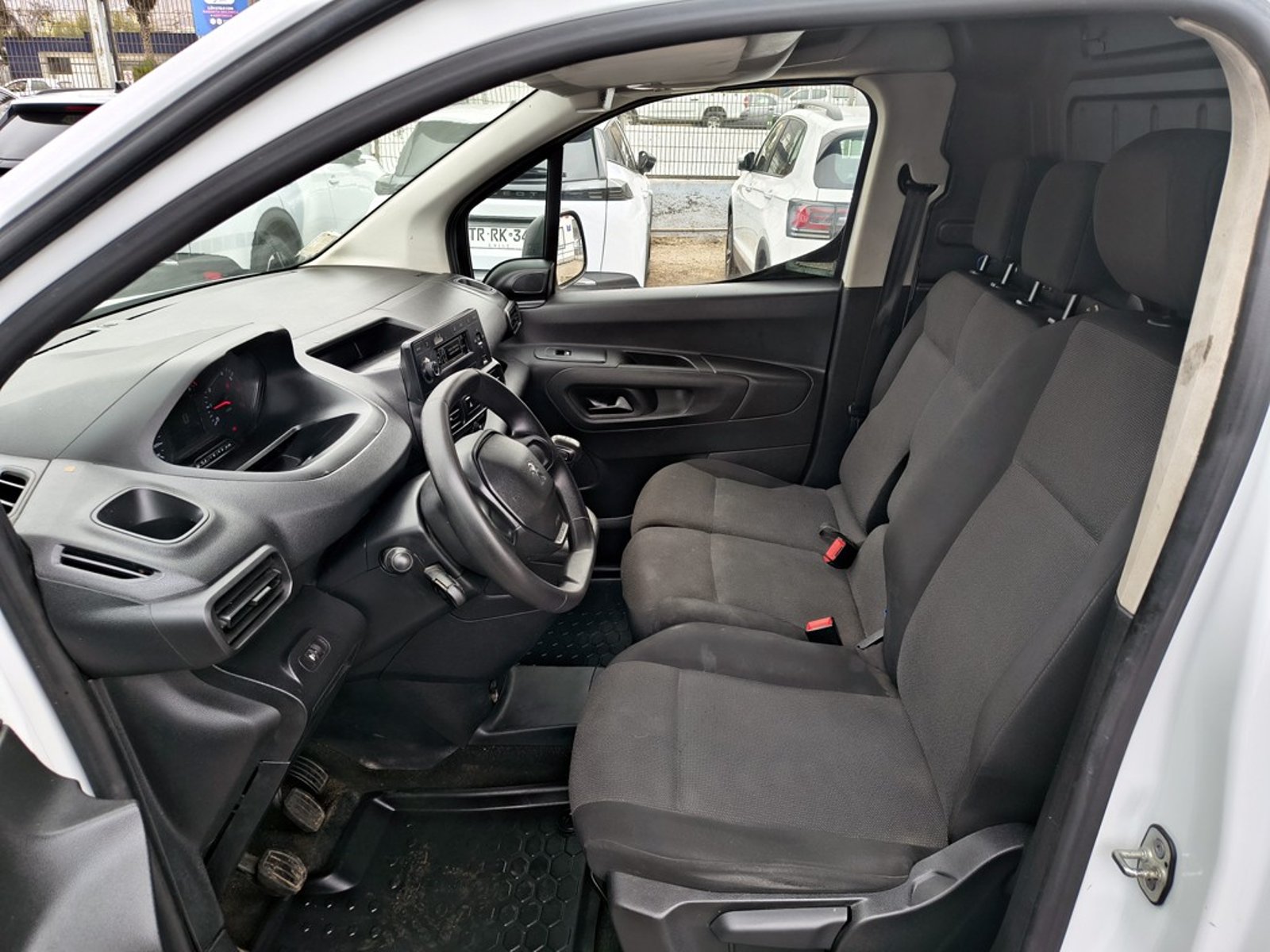 Peugeot PARTNER 1.5 L1 BLUEHDI 2023 - Imagen 9 de 17