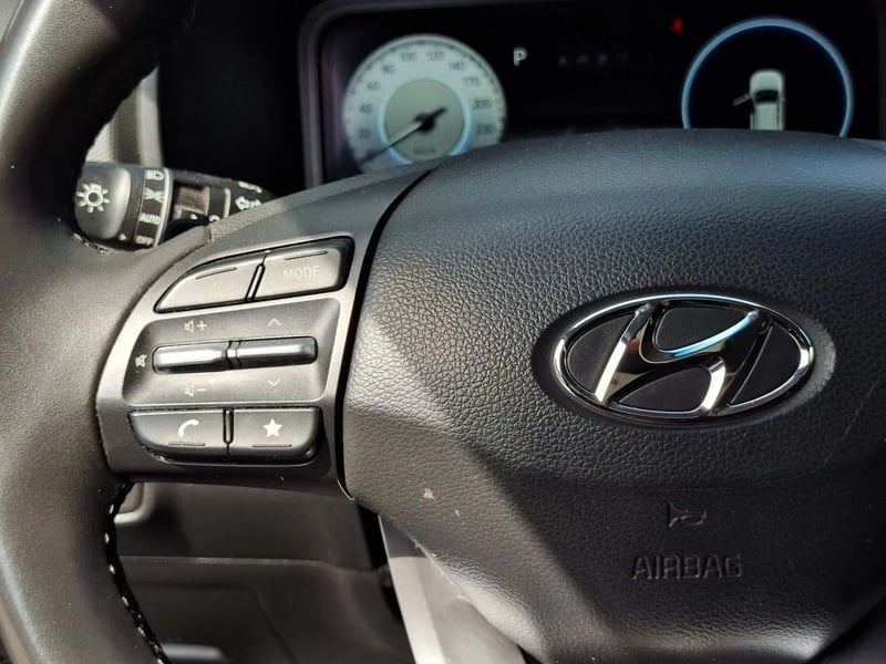 Hyundai KONA EV ELECTRICO 2023 - Imagen 18 de 20