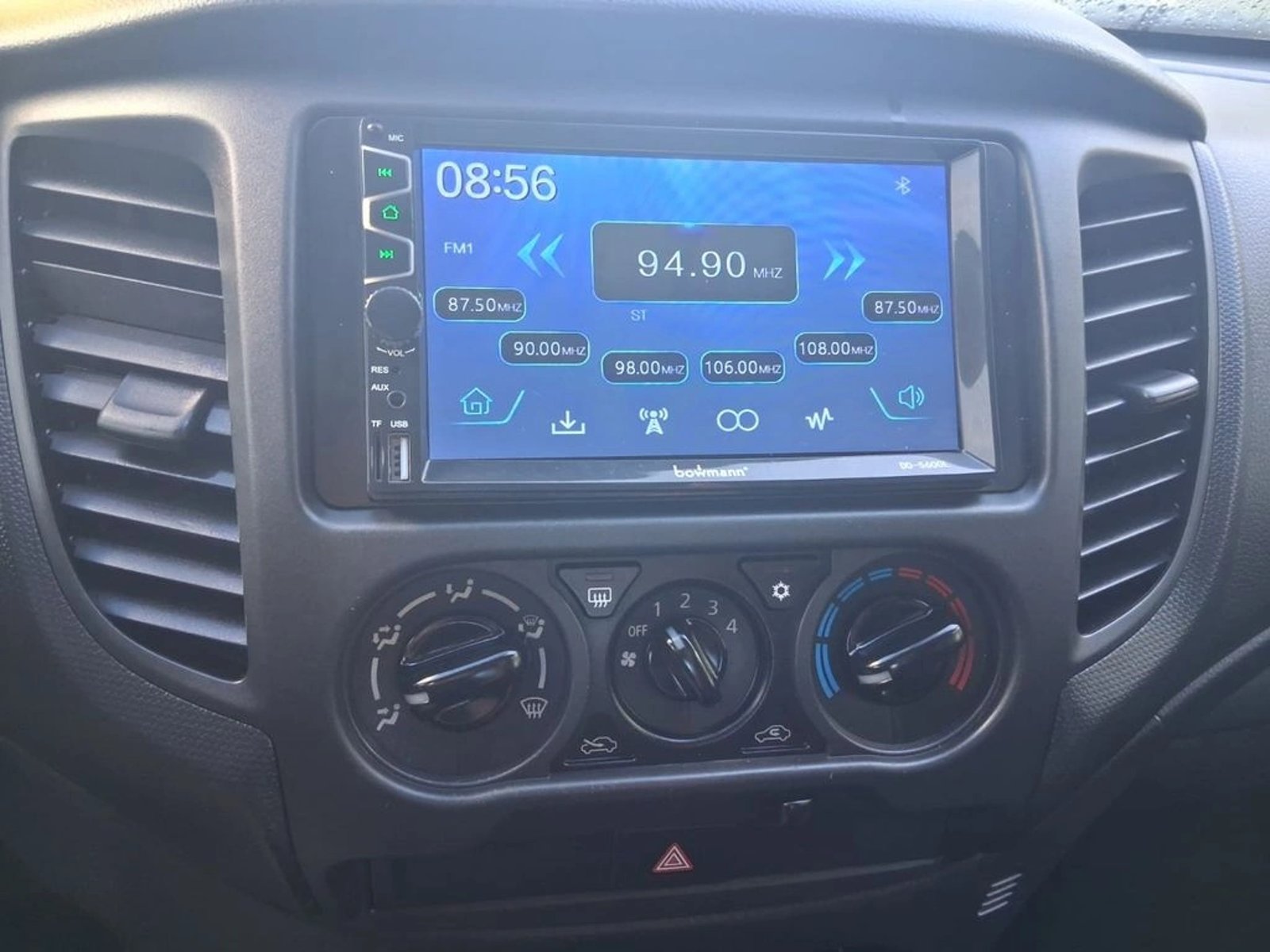 MITSUBISHI L200 KATANA CR 2.4 DC 4x2 2022 - Imagen 11 de 12