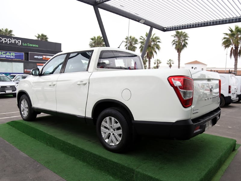 SsangYong MUSSO GRAND MUSSO 2.2 4X2 MT DISEL 2023 - Imagen 8 de 20