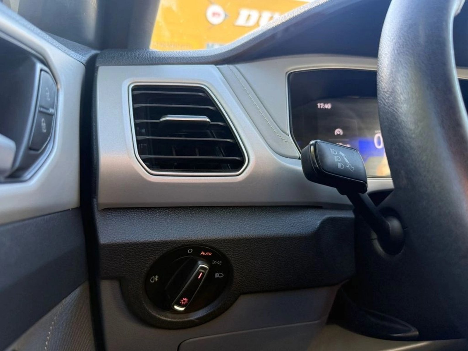 Volkswagen T-CROSS 1.0 TSI COMFORTLINE AT 2025 - Imagen 15 de 15