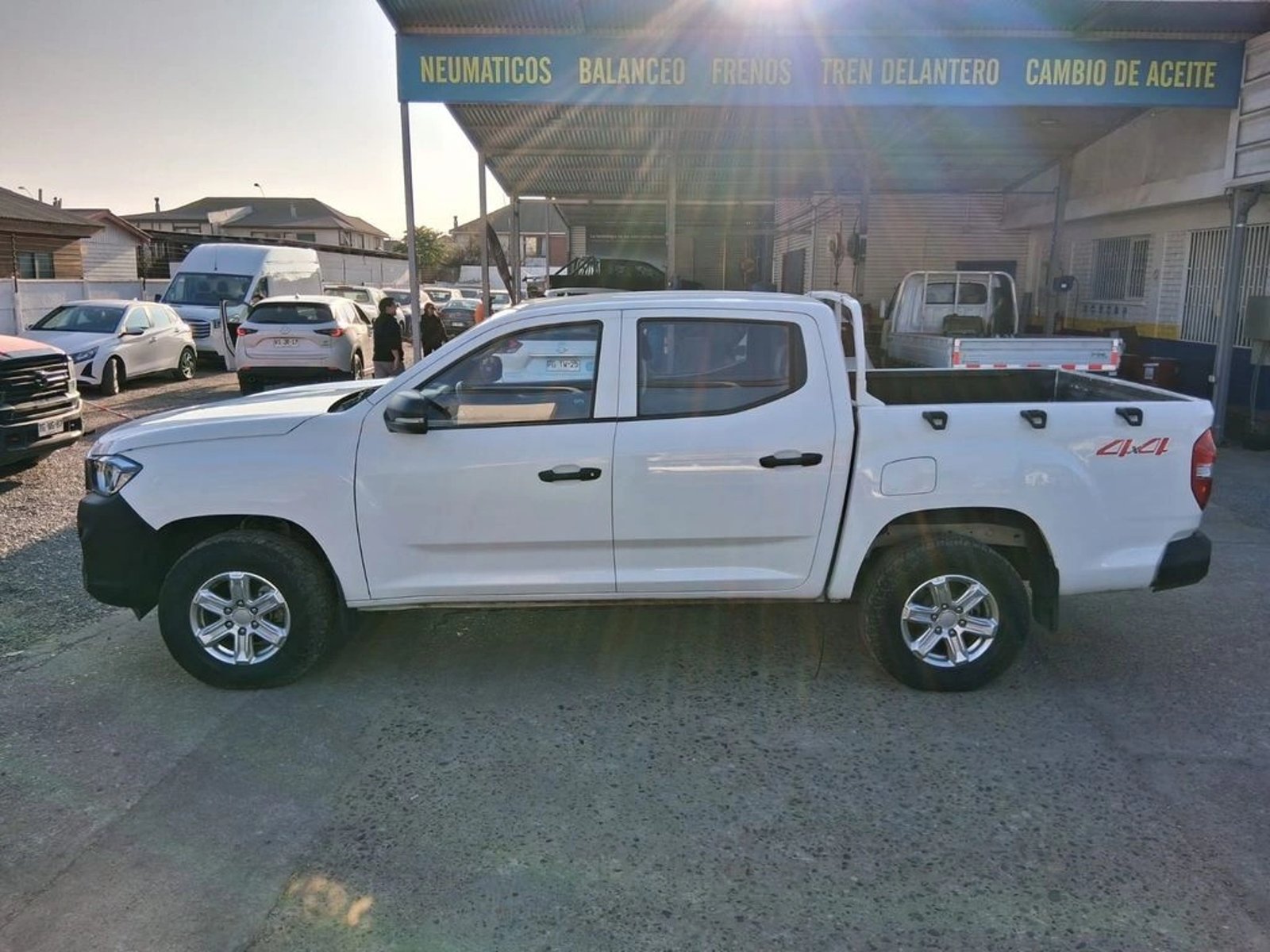 MAXUS T60 2.0 DX DIESEL 4X4 CAB. SIM. EURO6 6MT 2P 2024 - Imagen 8 de 18