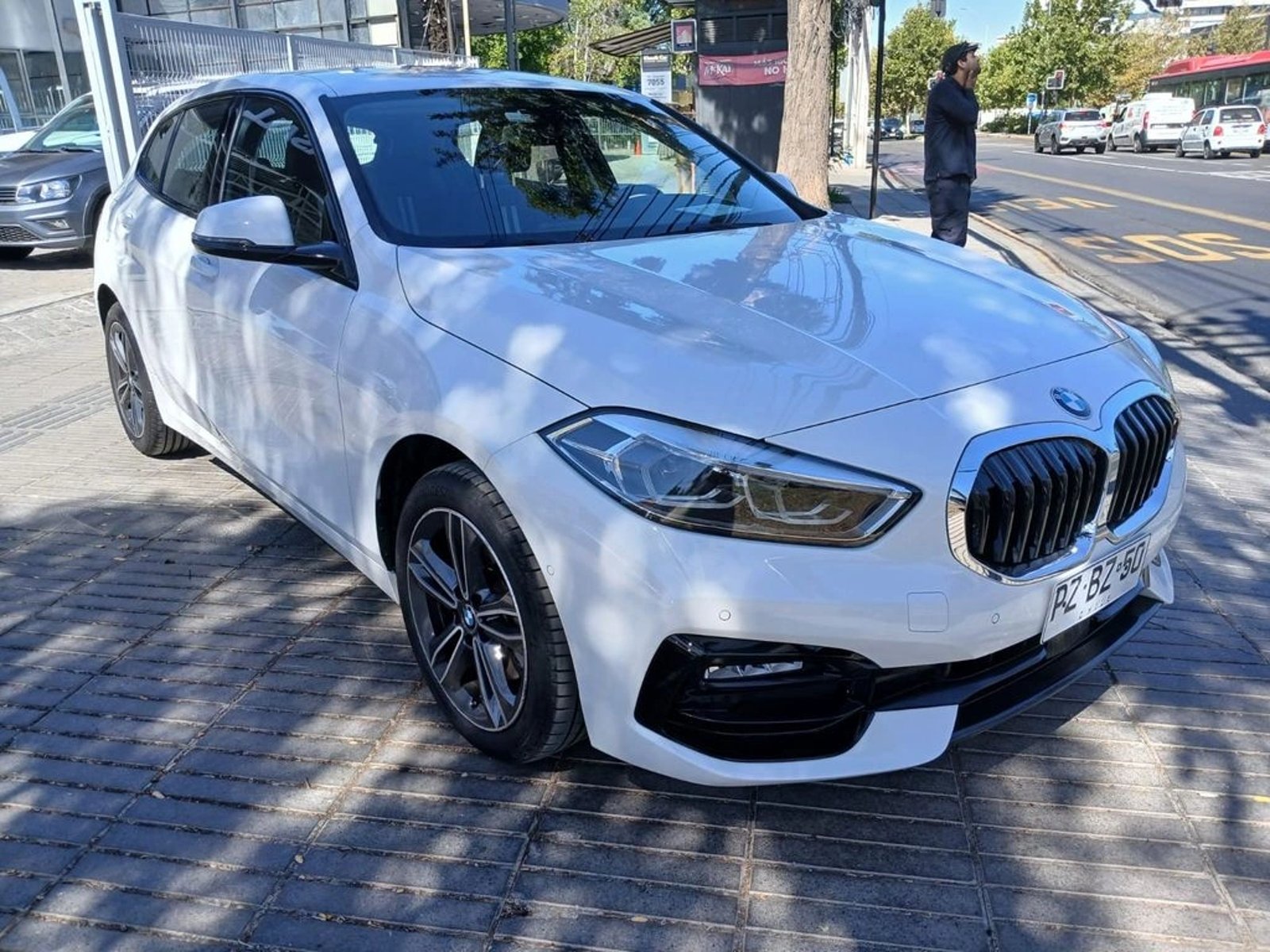 BMW 118 i 1.5 2021 - Imagen 4 de 20