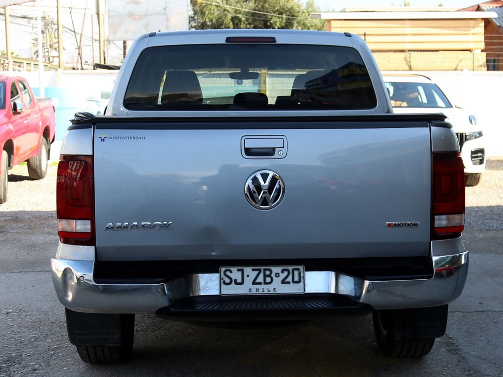 Volkswagen AMAROK 2.0 HIGHLINE DIESEL 4X4 DOB. CAB. AT 4P 2023 - Imagen 6 de 20