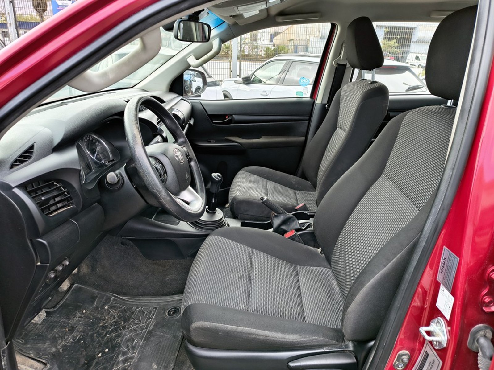 TOYOTA HILUX HILUX TSS 2.4 Diesel 4X2 T/M 2021 - Imagen 10 de 20