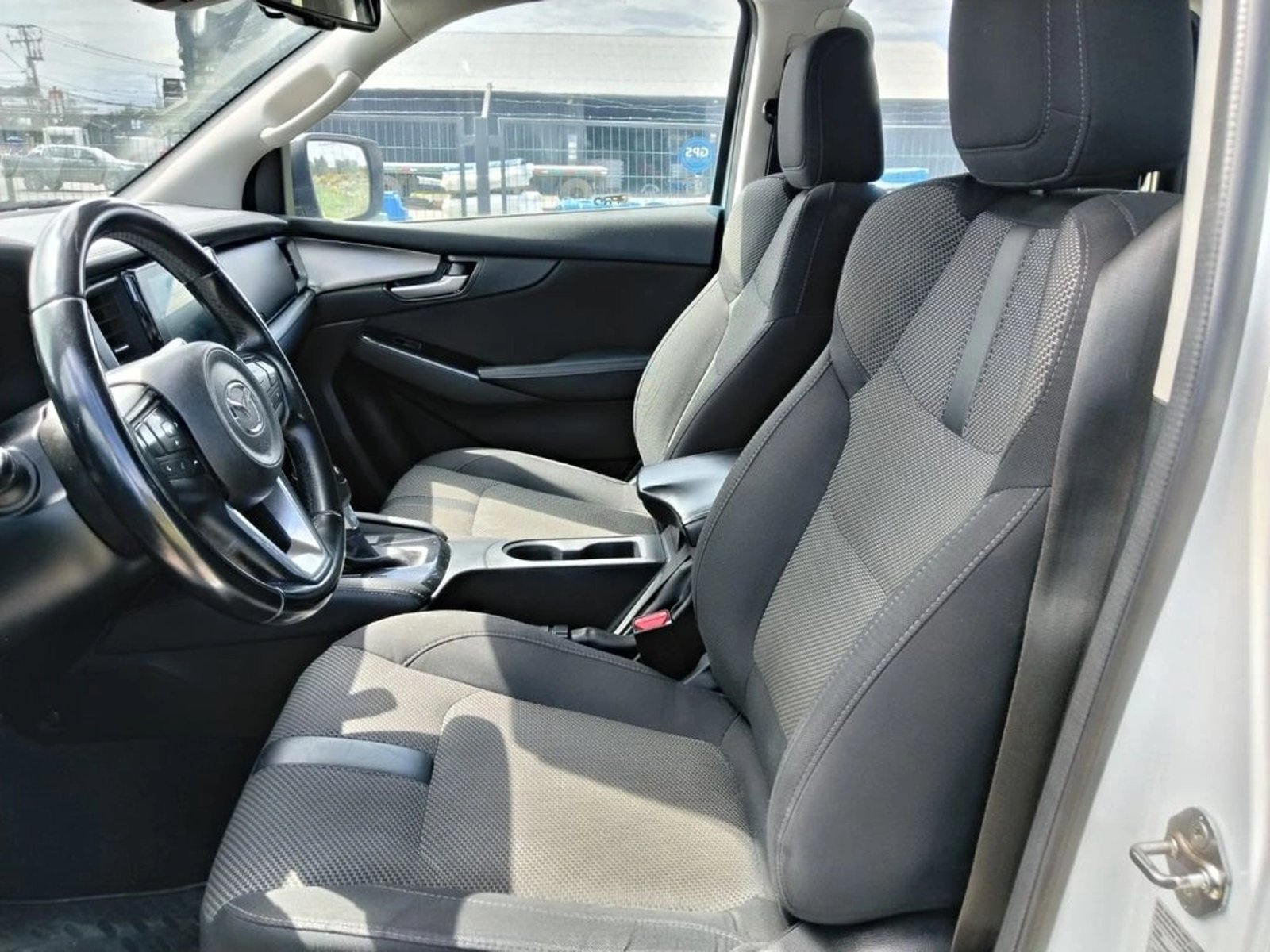 Mazda BT-50 BT-50 3.0 2023 - Foto 4 de 6