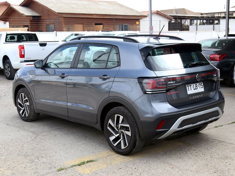 Volkswagen T-CROSS TSI COMFORTLINE 1.0 AUT 2025 - Imagen 8 de 20