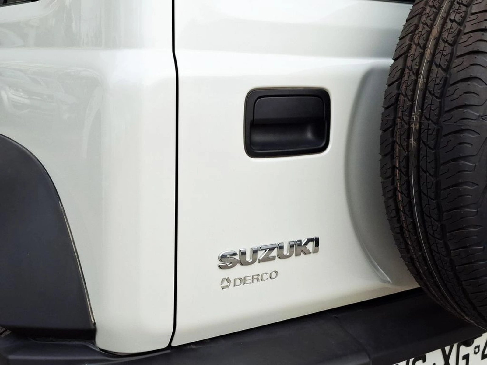 Suzuki JIMNY 1.5 GL VALOR + IVA 2025 - Imagen 7 de 20