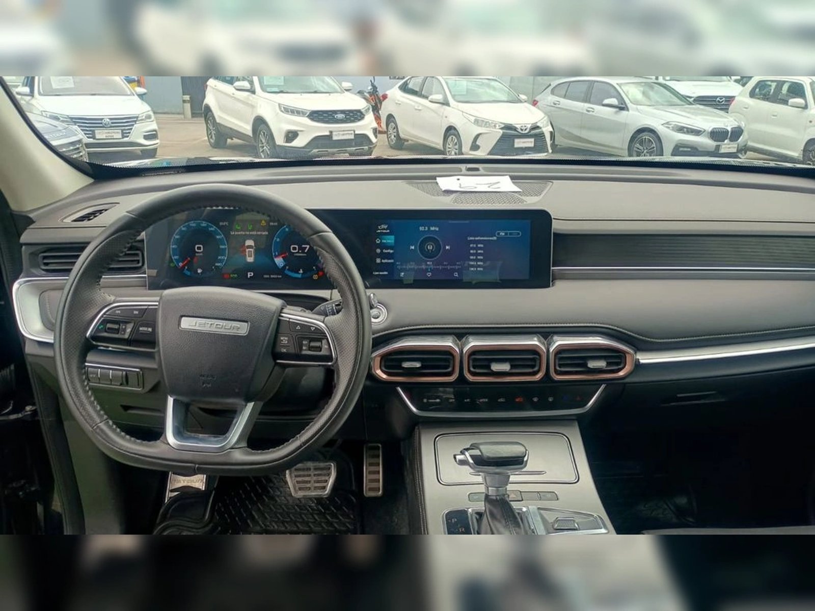 JETOUR X70 1.5T PLUS 4X2 AT 5P 2024 - Imagen 11 de 14